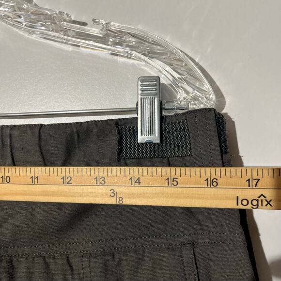 The B.C Clothing Convertible Stretch Cargo Gray Outerwear Pants Men’s MEDIUM - Picture 6 of 7